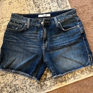 Jean shorts, size 27, excellent condition